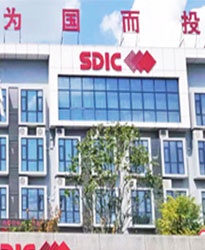 光伏無功補(bǔ)償柜為光伏發(fā)電徹底解決用電罰款困擾！